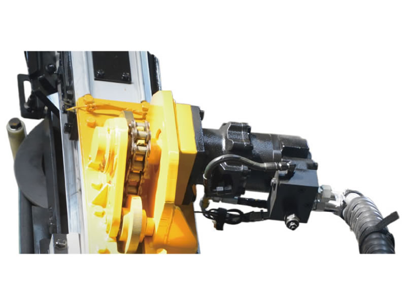 آلية التلقيم والدفع